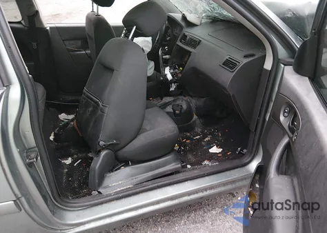 2006 Ford Focus Zx3 из США, поврежденный, VIN 1FAHP31N76W183046